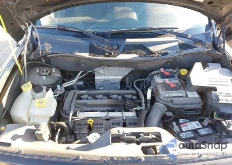 2014 Jeep Patriot Altitude z USA, uszkodzony, nr VIN 1C4NJPBA8ED690324